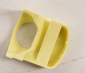 Hisense Gorenje Flap - 944079 Drain Plug